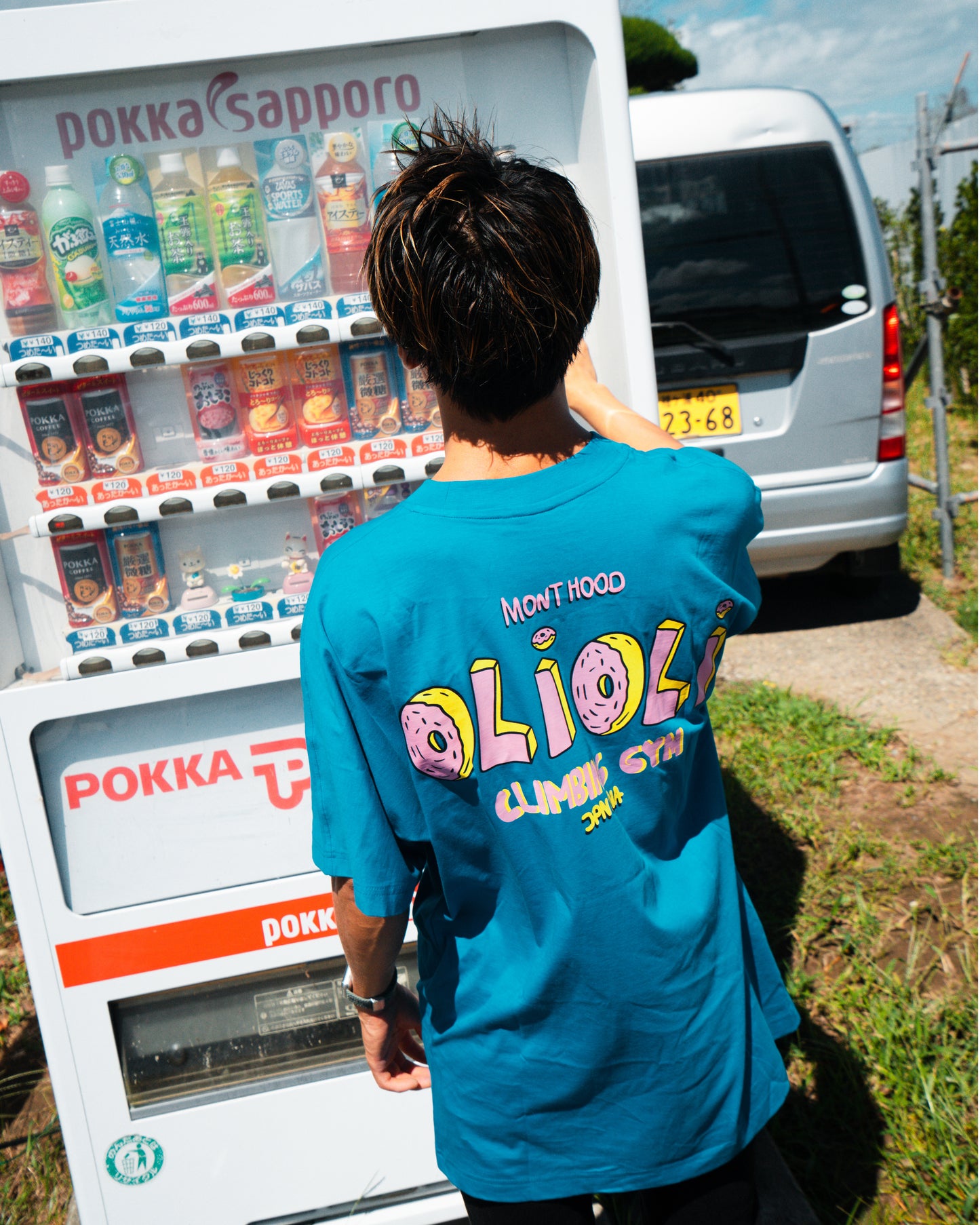 Oli Oli Climbing Gym x Mont Hood Tshirt